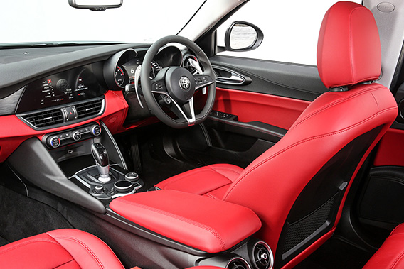 Alfa Romeo Giulia interior