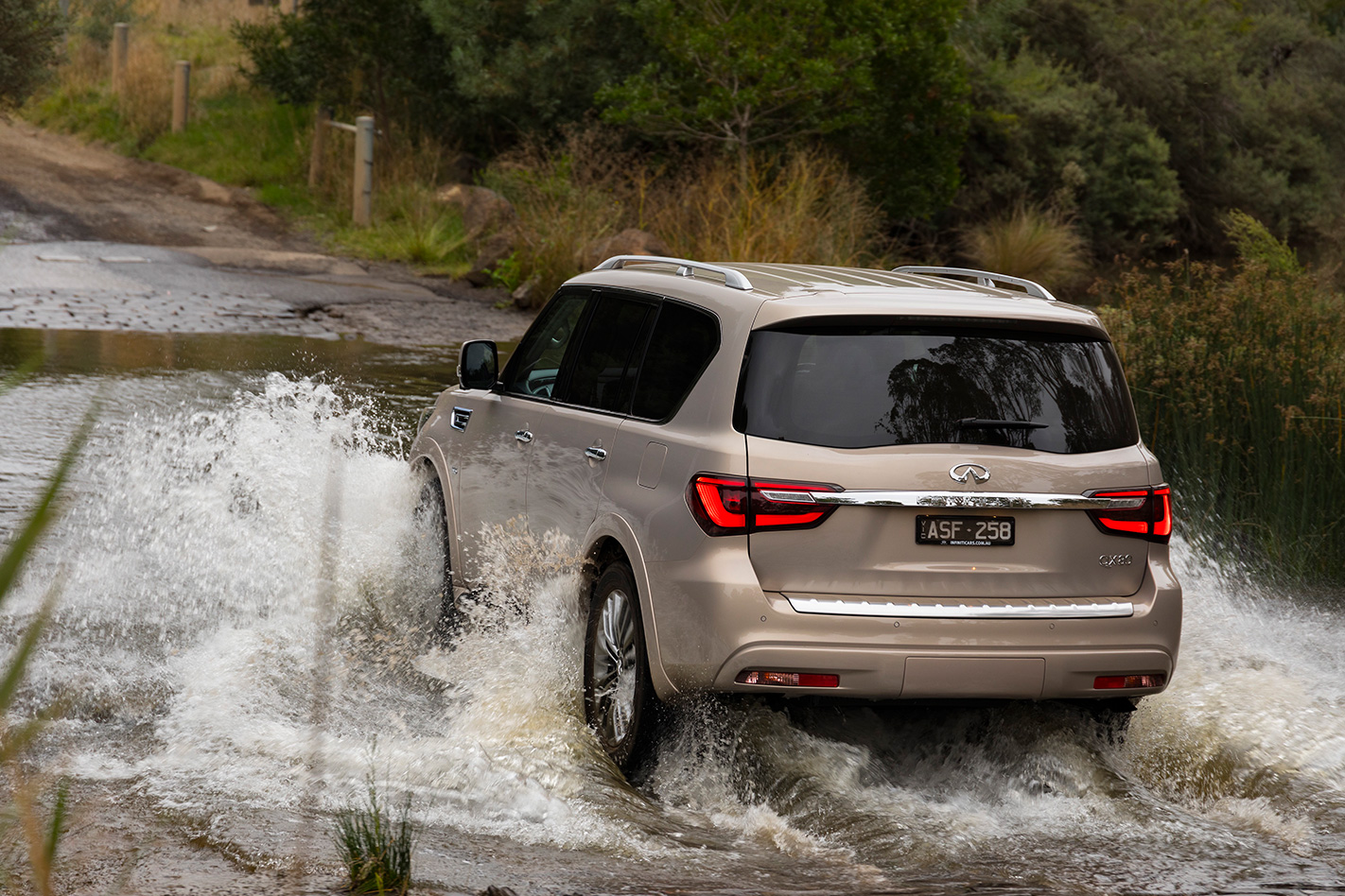 Infiniti QX80 S Premium