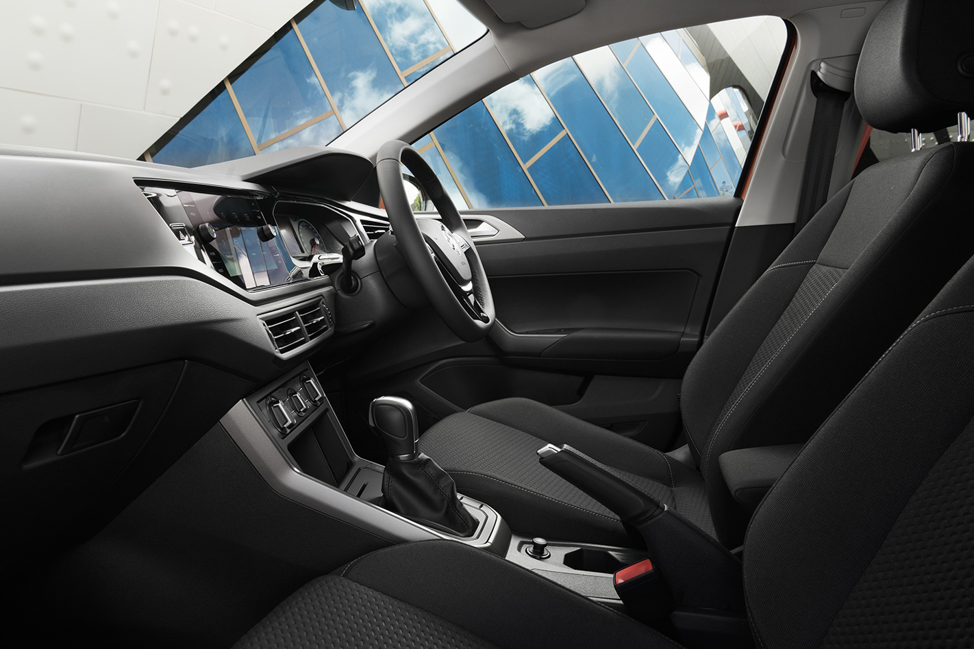 Volkswagen Polo 85TSI Comfortline interior