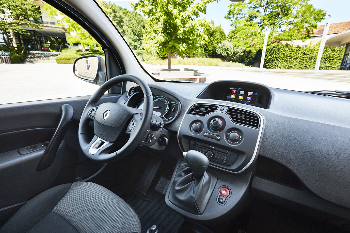 2018 Renault Kangoo Maxi ZE interior